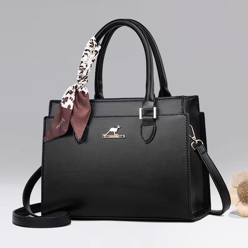 Elegant Handbag with Shoulder Strap image 2