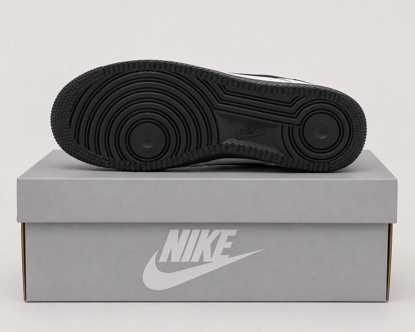 Nike Air Force 1 '07 LV8 ( BLACK & WHITE ) image 4