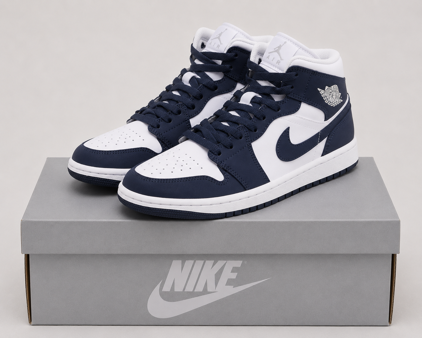 Jordan Air 1 Mid Women's ( BLUE ) image 2