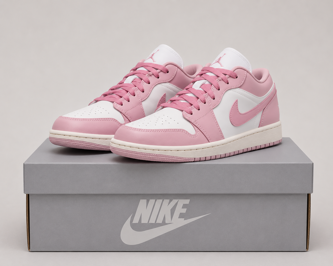 Jordan Air 1 Low Women's ( PINK ) image 2