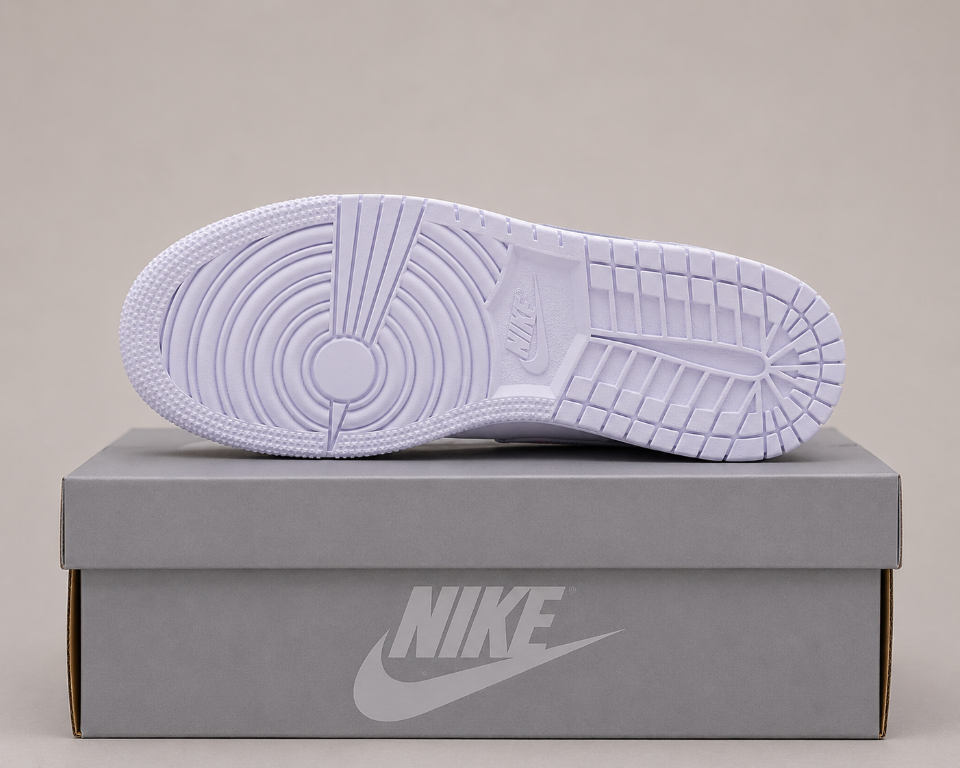 Jordan Air 1 Low Junior ( PURPLE ) image 4