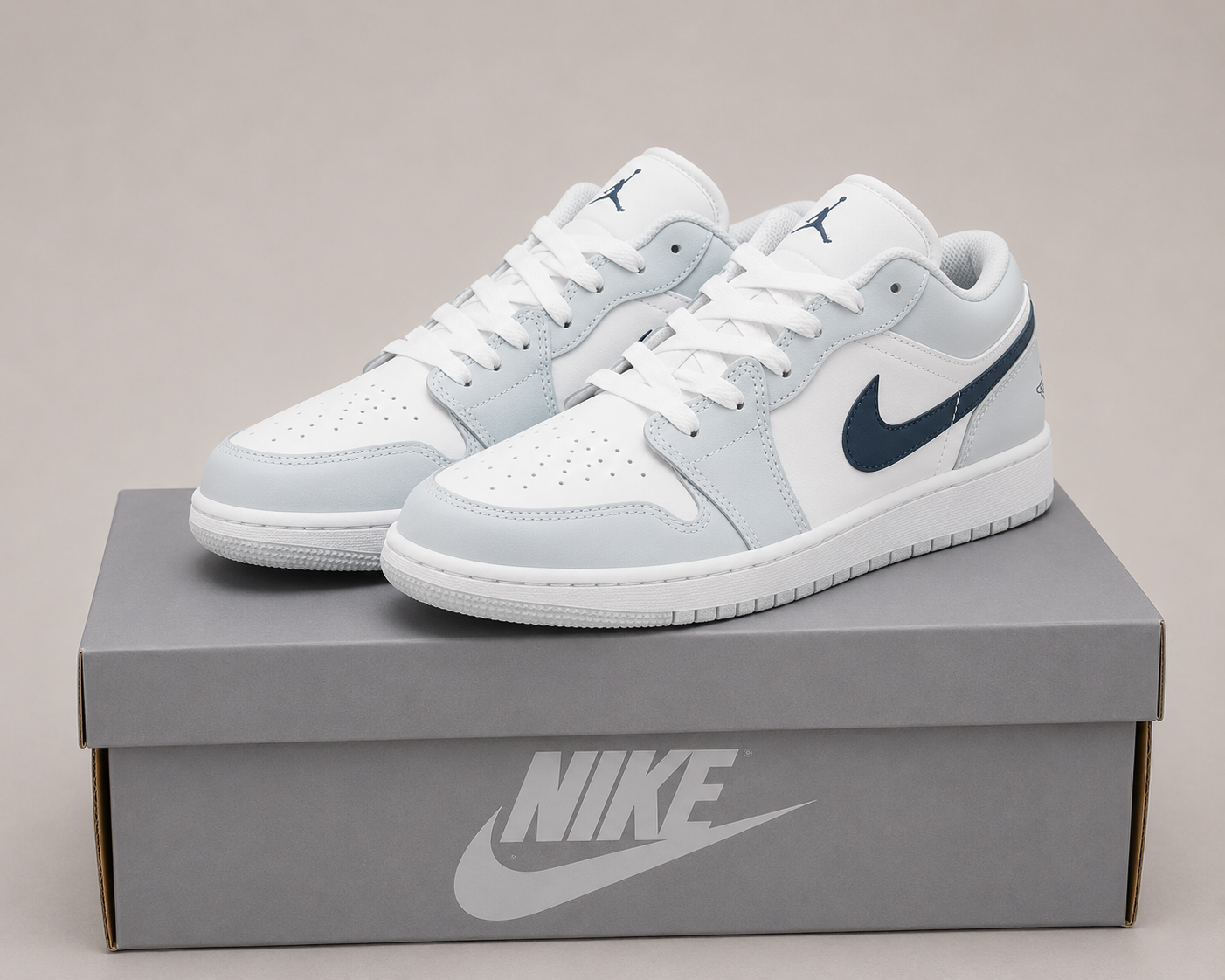 Jordan Air 1 Low Junior ( Squadron Blue and Aura ) image 2