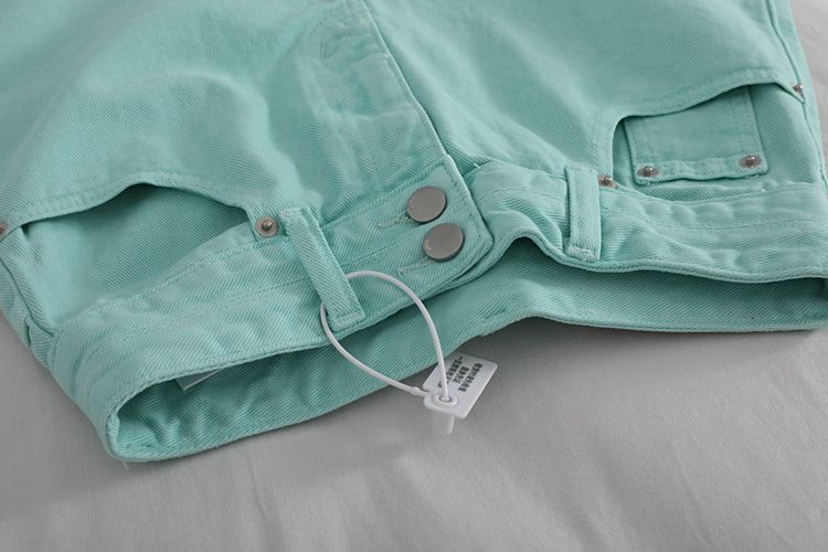 Women’s High-Waist Denim Shorts image 4