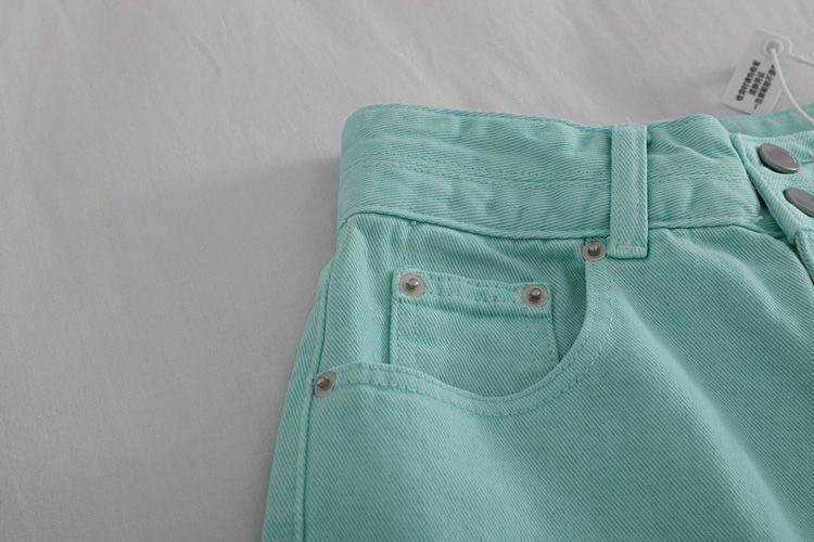 Women’s High-Waist Denim Shorts image 6