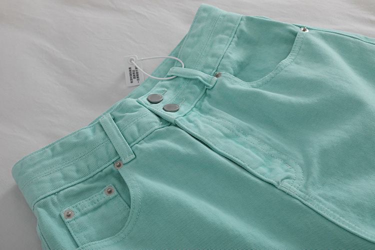 Women’s High-Waist Denim Shorts image 9