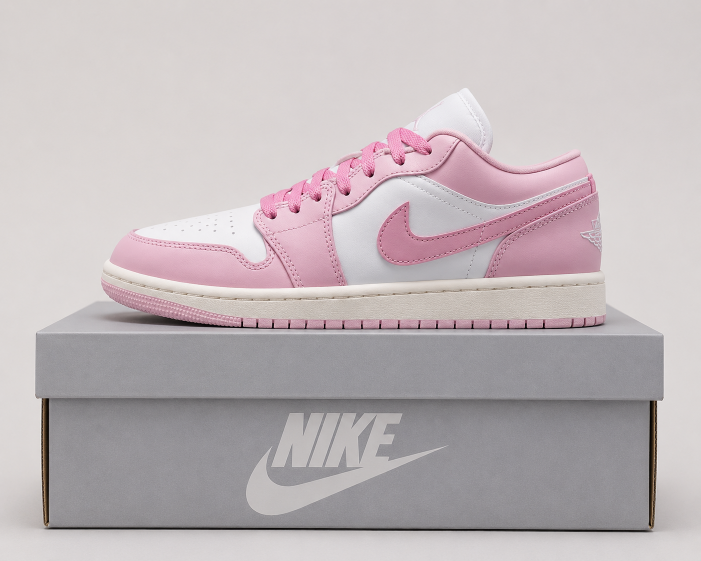Jordan Air 1 Low Women's ( PINK )